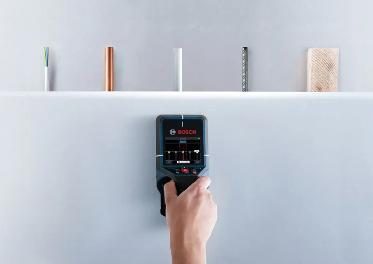 Metal, Copper, Live Cables, Water Plastic Pipes Detector- Bosch